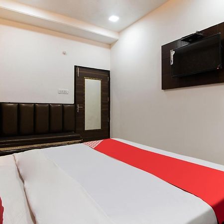 Oyo 48489 Adarsh Plaza Hotell Sahāranpur Eksteriør bilde