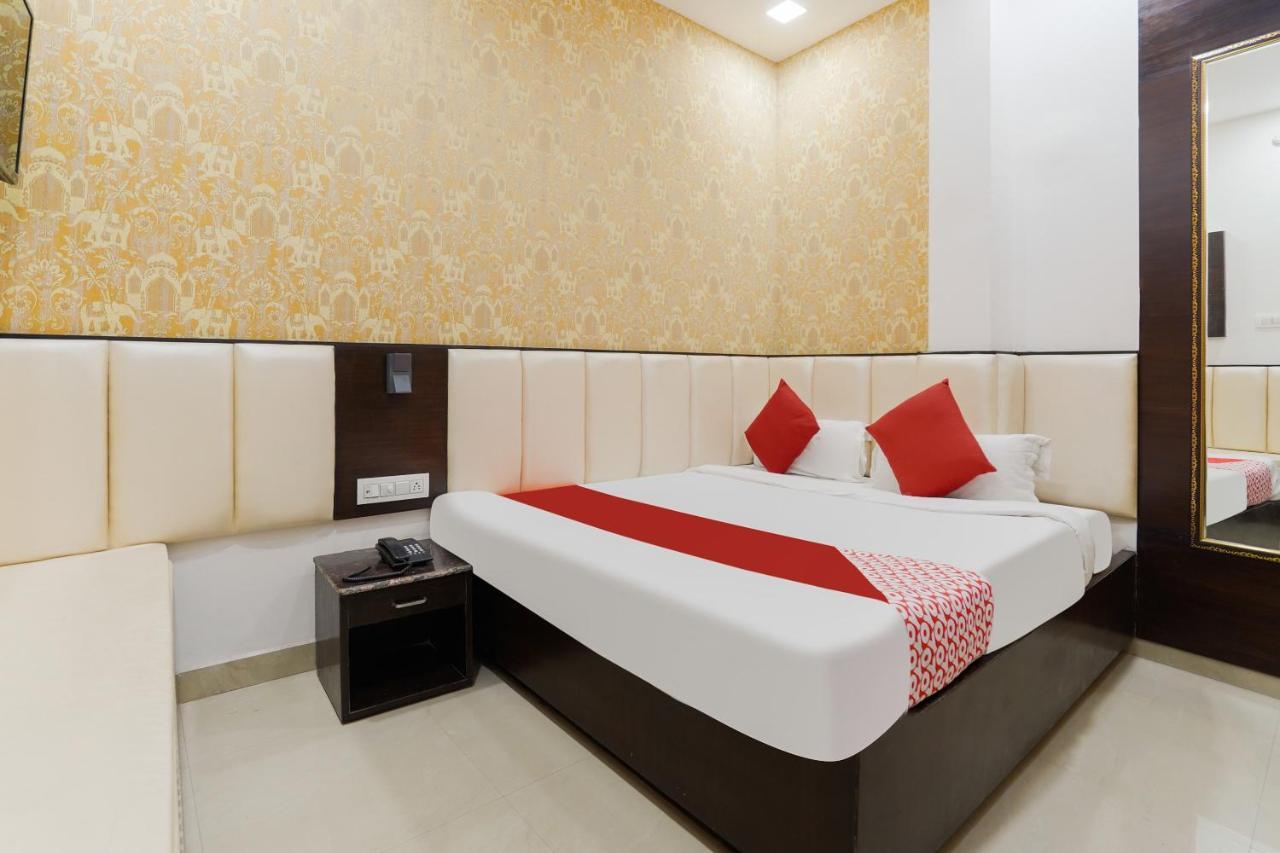 Oyo 48489 Adarsh Plaza Hotell Sahāranpur Eksteriør bilde