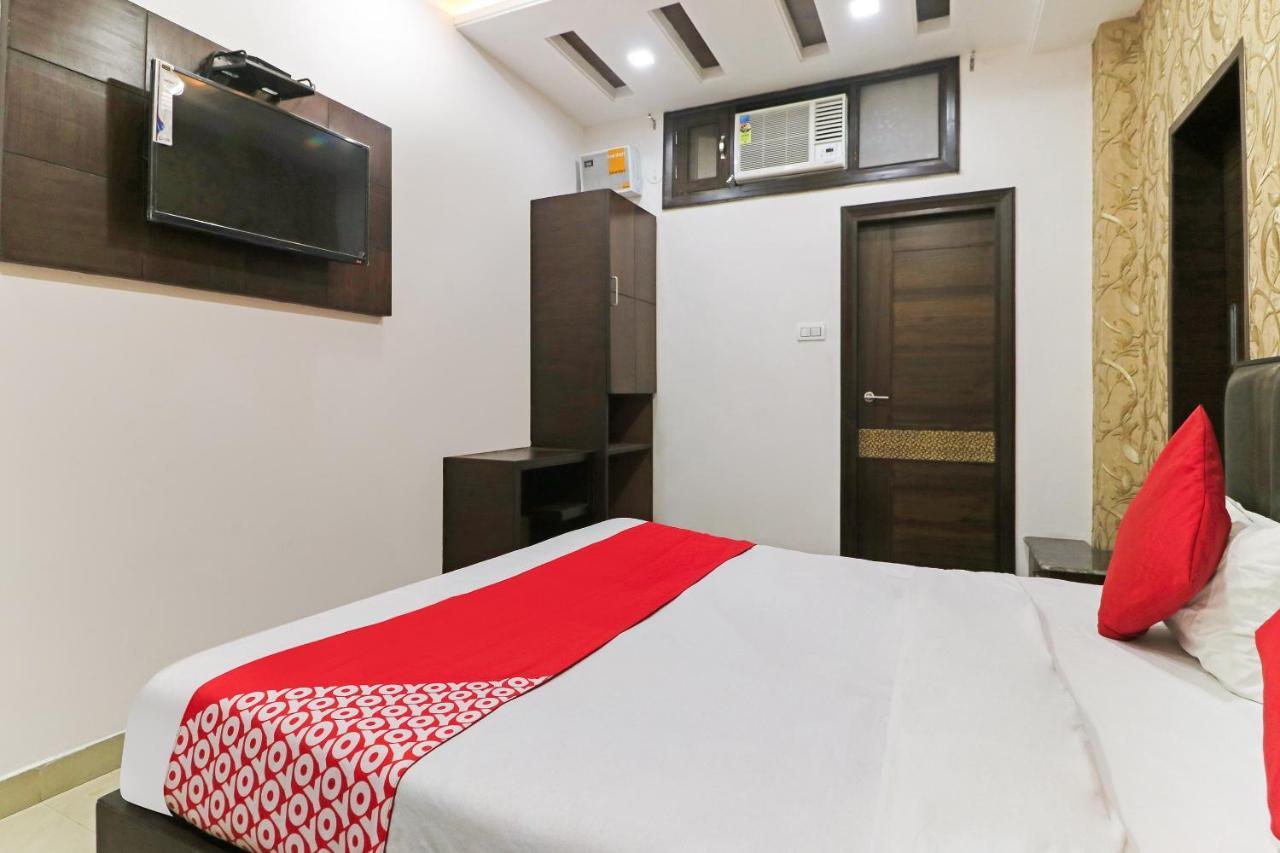 Oyo 48489 Adarsh Plaza Hotell Sahāranpur Eksteriør bilde
