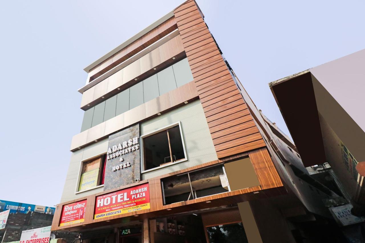 Oyo 48489 Adarsh Plaza Hotell Sahāranpur Eksteriør bilde