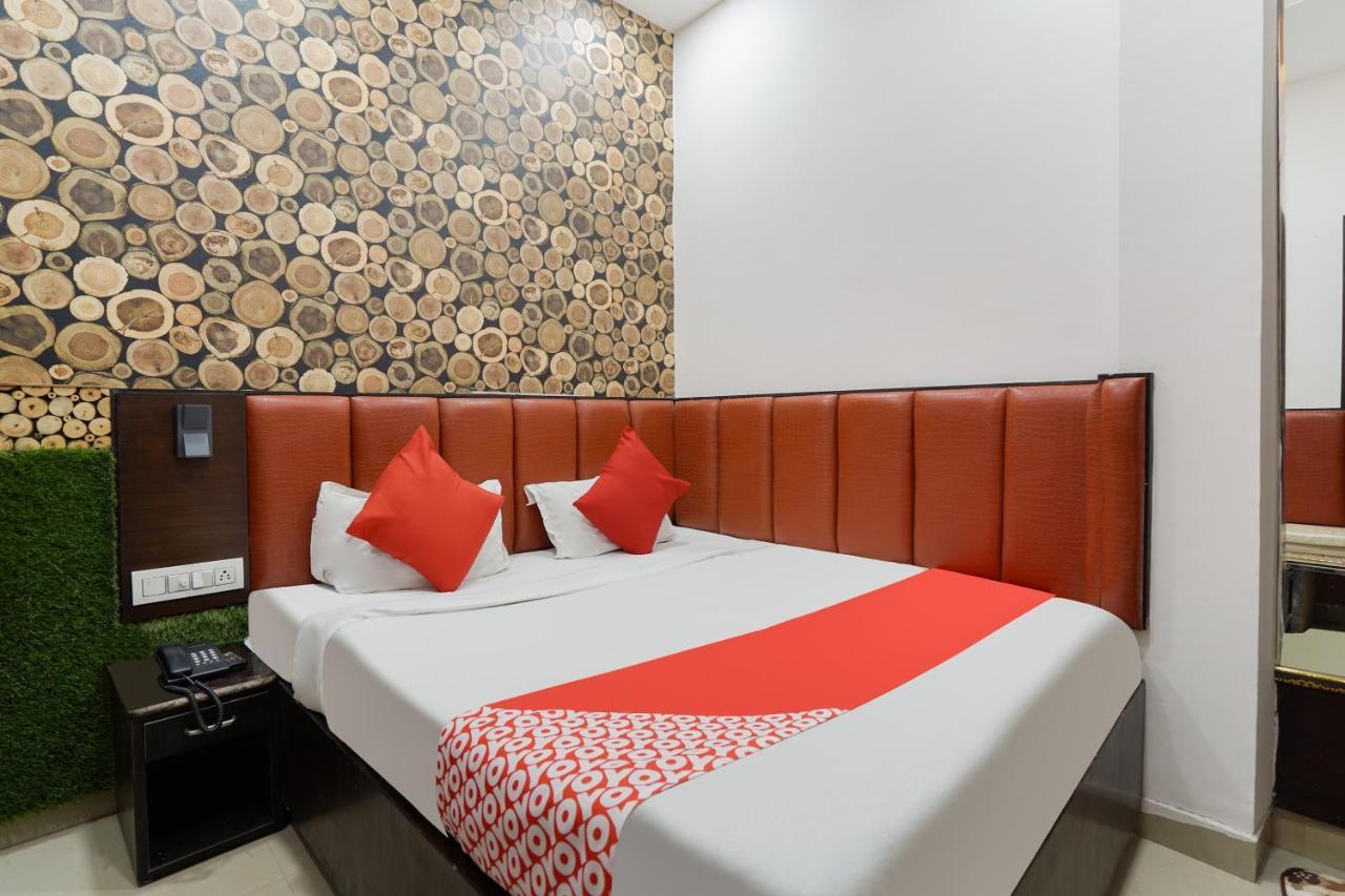 Oyo 48489 Adarsh Plaza Hotell Sahāranpur Eksteriør bilde